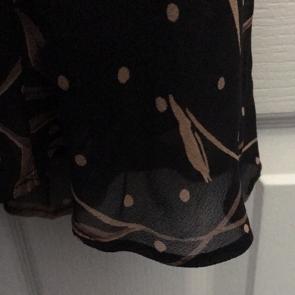 FINAL MARKDOWN Ladies’ R. J. Collection silk Skirt (L) - Picture 5 of 10